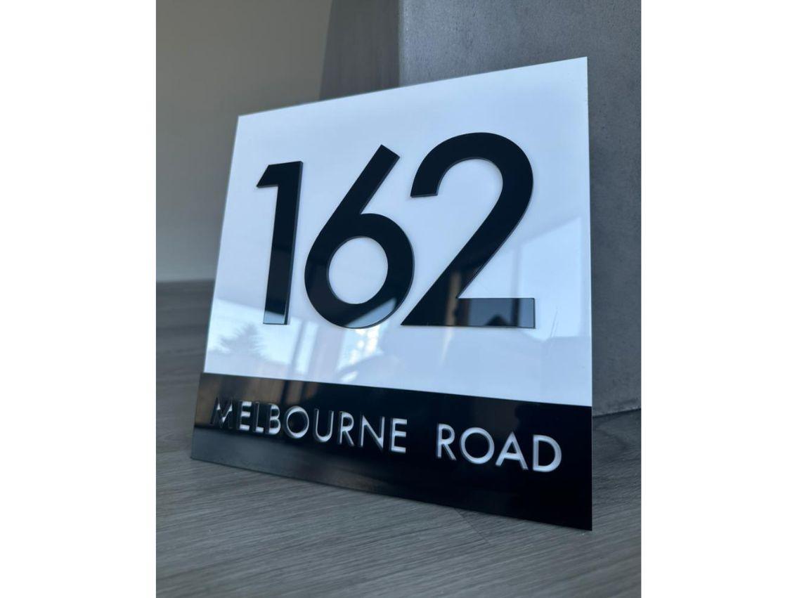 Personalized House Number - Rectangle 40x20cm - Laser Culture